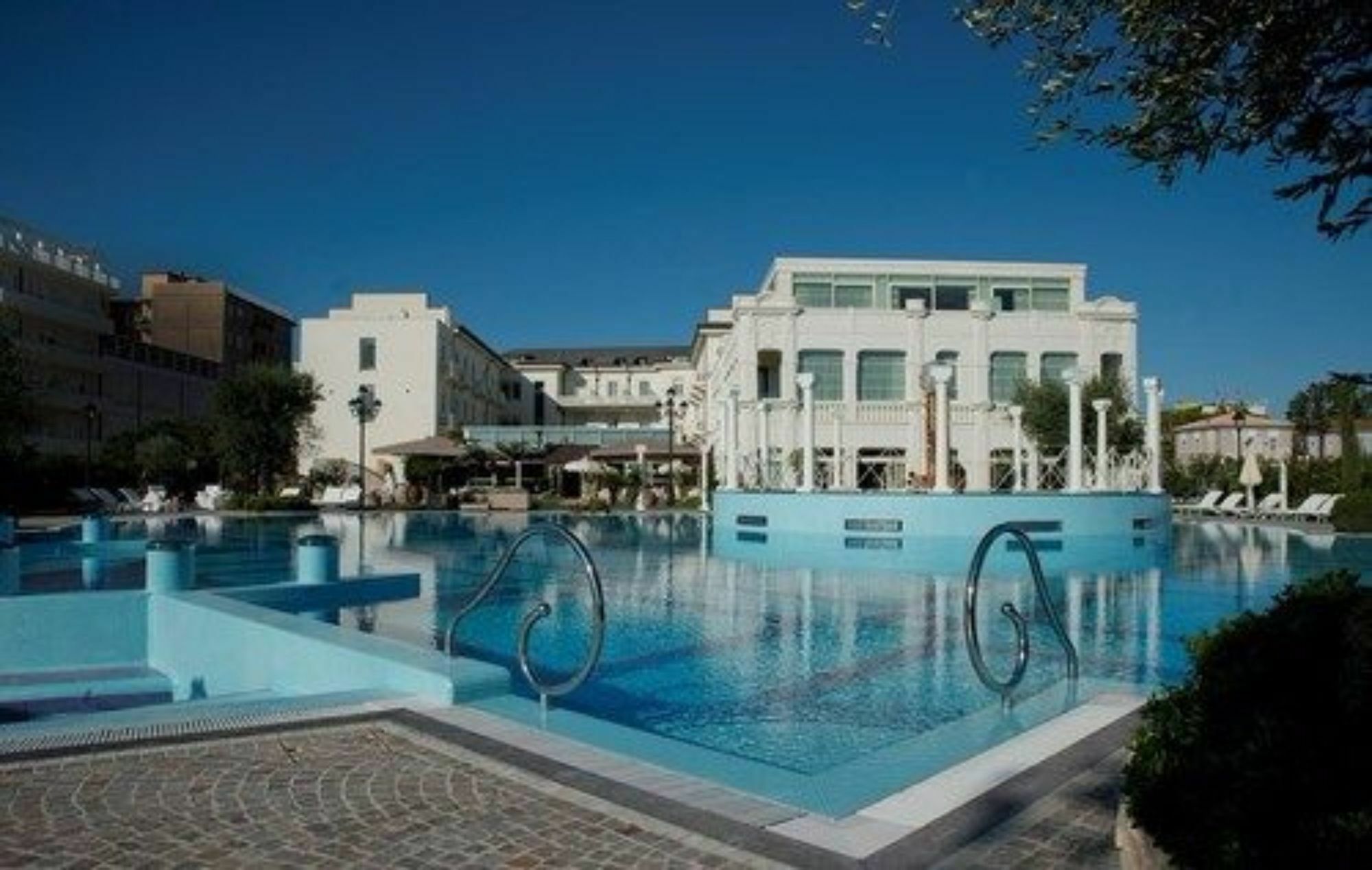 Hotel Grand Da Vinci 5*